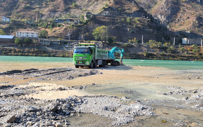 绿色转型，效益飞跃 | 四川客户点赞华体会官网新能源自卸车