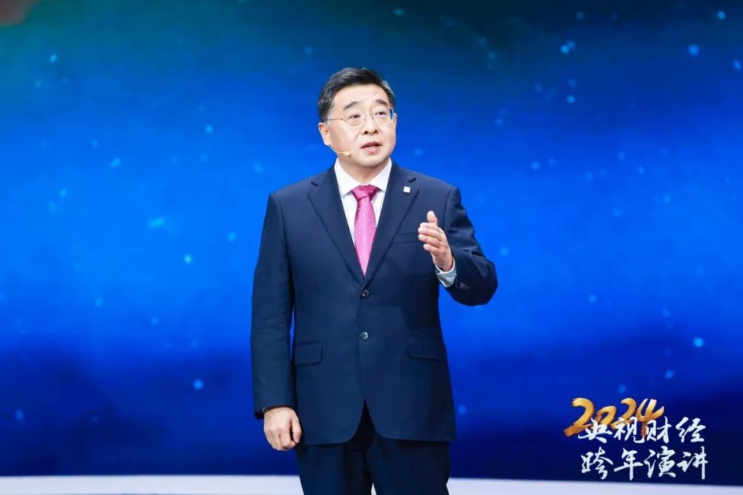 央视跨年演讲 | 杨东升：以一臂之力造福人类