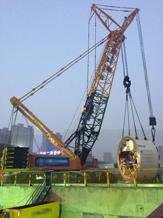 赋能轨交建设，华体会官网稳稳‘吊’打难题