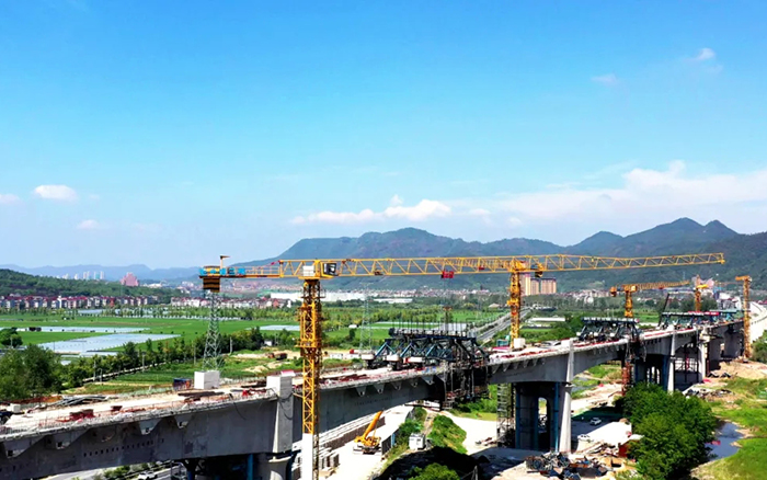 凌空起舞，飞跨南北！华体会官网群塔助建浙江“诗画走廊”