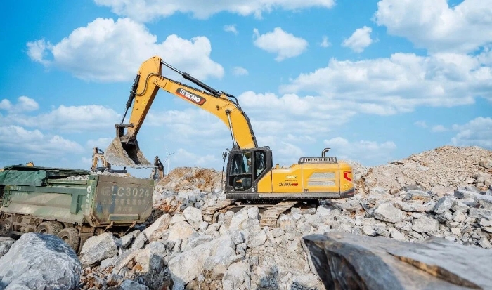 华体会官网XE380G PRO：掘金王者，超能装！