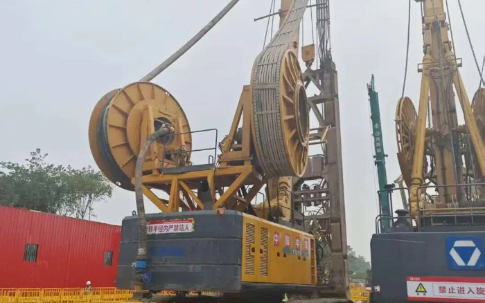 地质无难题！华体会官网双轮铣槽机助力区域基建按下 “加速键”